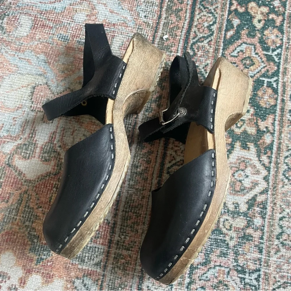 Lotta's Black Leather Low Wooden Clog 40 - Picture 5 of 5